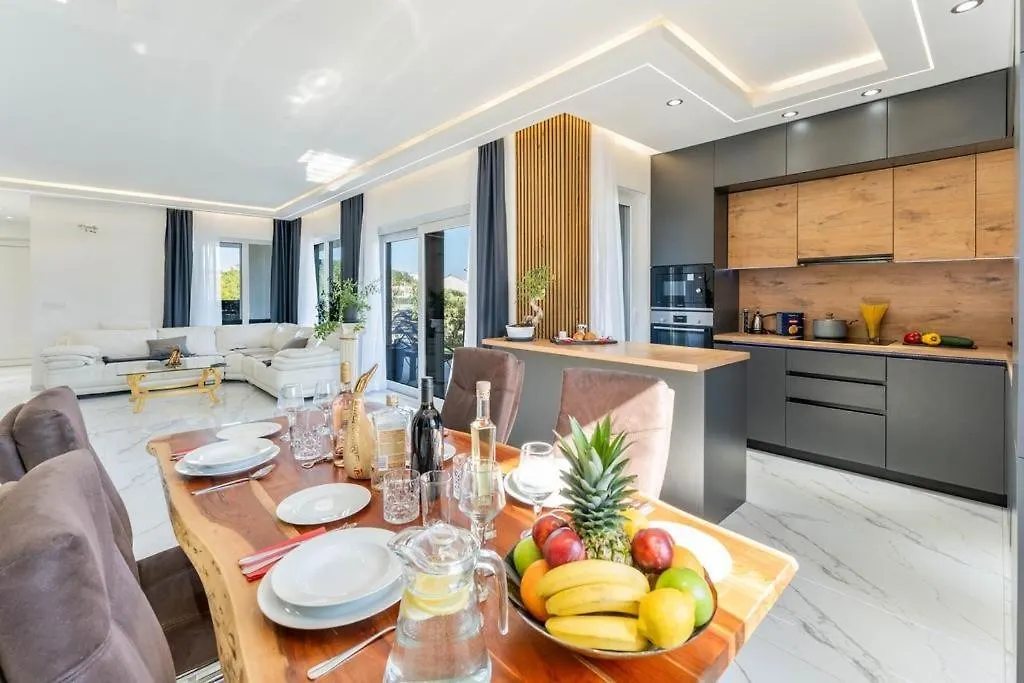 Villa Adina Medulin 0*,